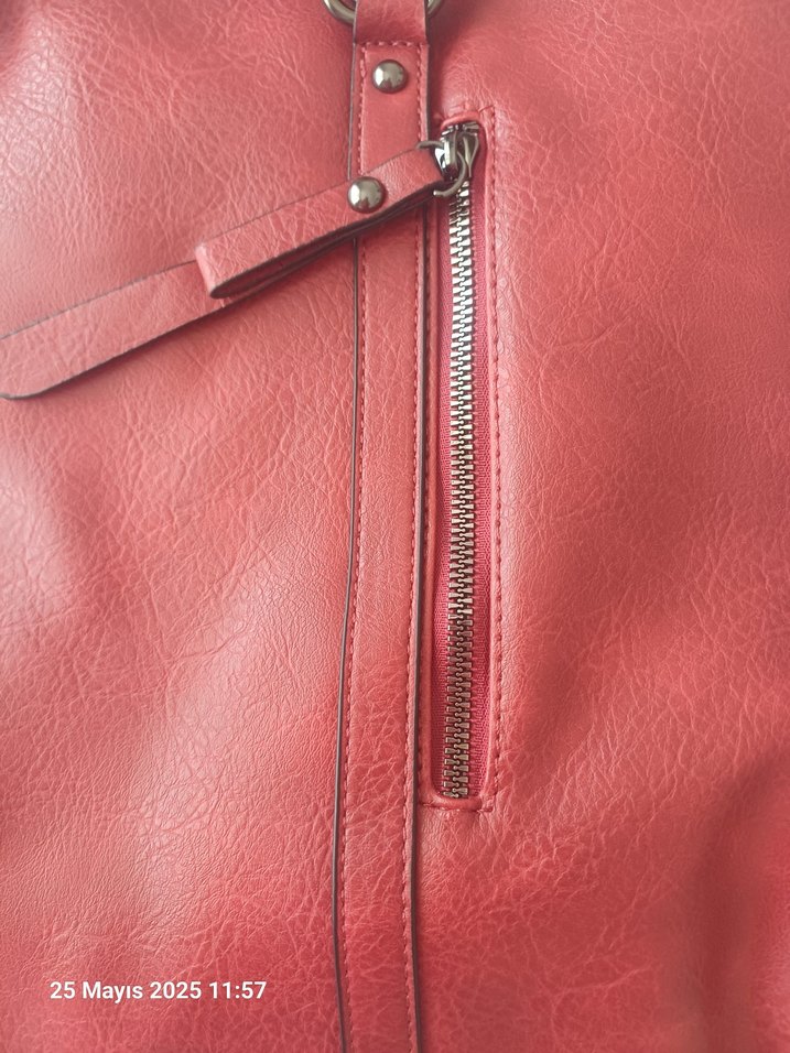 Kırmızı Deri Kadın Çanta - Görsel 2
