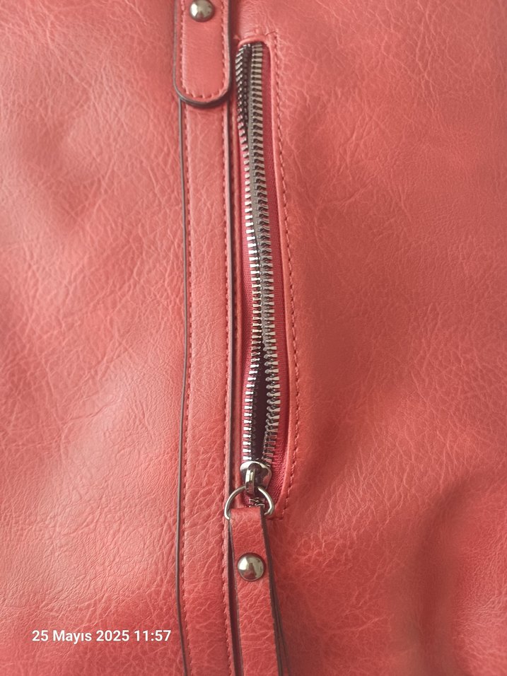 Kırmızı Deri Kadın Çanta - Görsel 3