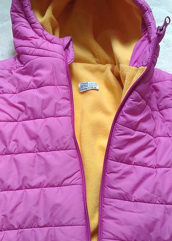 Zara Kız Çocuk Pembe Kapüşonlu Mont lütfen fiyat sorunuz