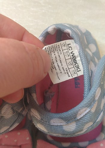 LC Waikiki Puantiyeli İlk Adım Ayakkabısı Fiyonk Detaylı