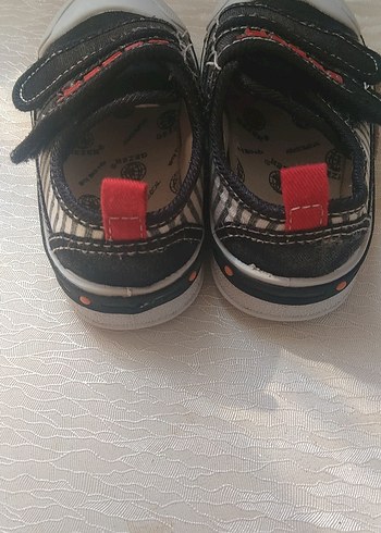 Nike Siyah Erkek Çocuk Spor Ayakkabı Velcro lütfen fiyat sorunuz