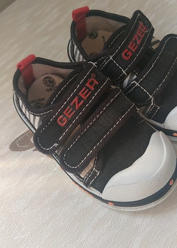 21 Beden siyah Renk Siyah Erkek Çocuk Spor Ayakkabı Velcro lütfen fiyat sorunuz