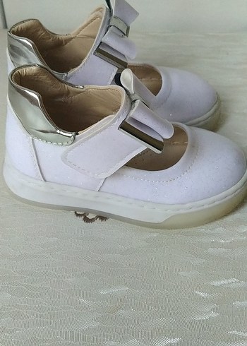 Kız Çocuk Beyaz Fiyonklu Babet - Görsel 2