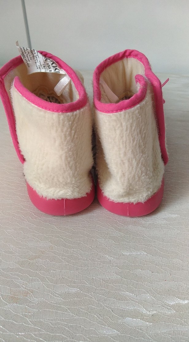 Kız Çocuk Beyaz Nakışlı Kürklü Terlik - Görsel 3