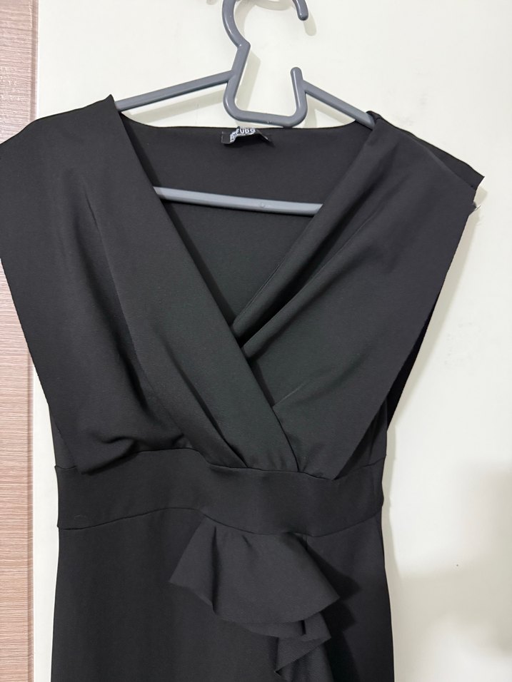 Siyah Drapeli V Yaka Uzun Abiye Elbise - Görsel 3