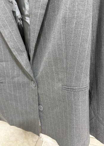 Gri Regular Fit Düğmeli Kadın Blazer - Görsel 2