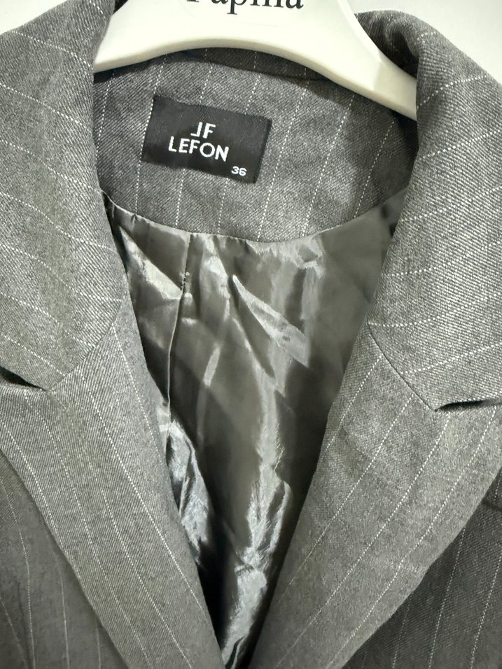 Gri Regular Fit Düğmeli Kadın Blazer - Görsel 3