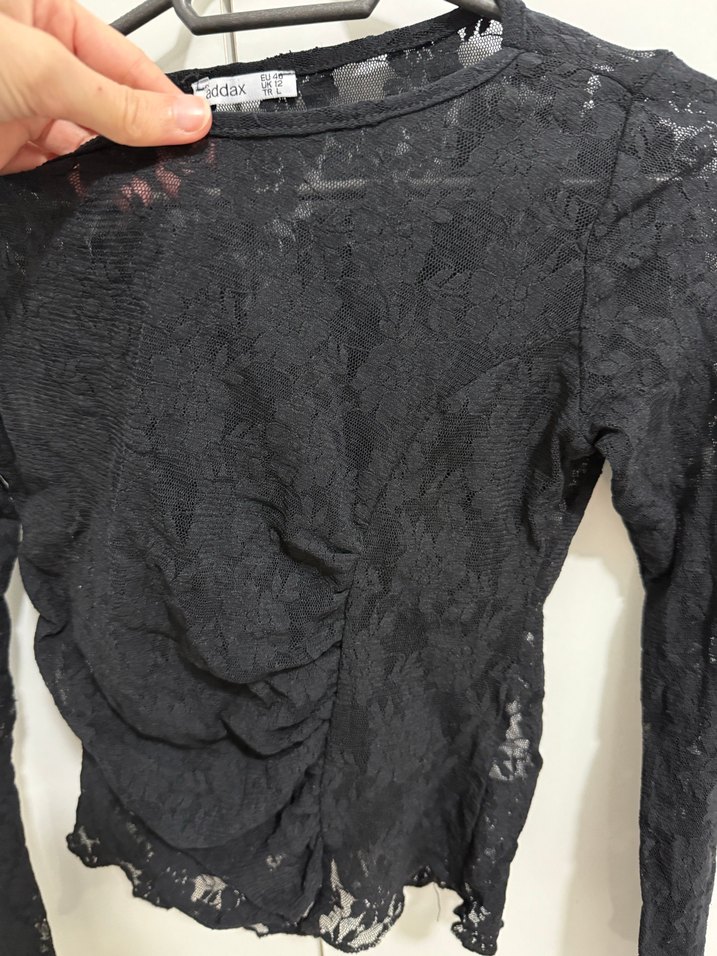 Dantel Detaylı Siyah Uzun Kollu Bluz - Görsel 2