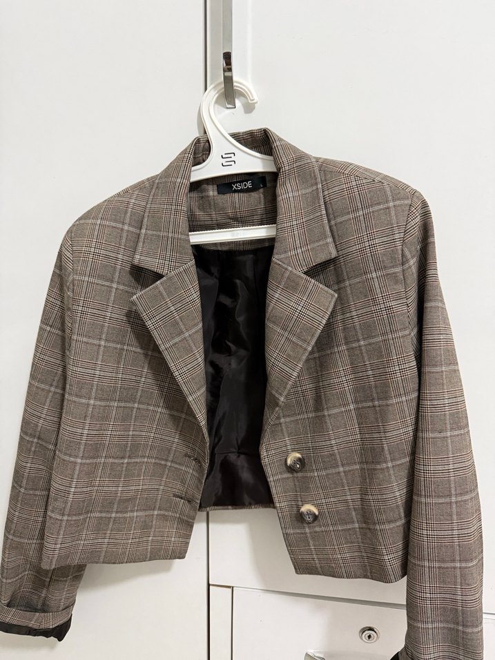 Düğmeli Ekose Desenli Bej Kadın Blazer - Görsel 4