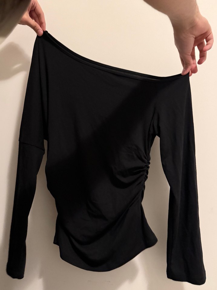 Siyah Uzun Kollu Drapeli Bluz - Görsel 2