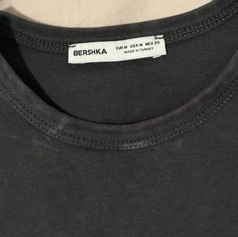 Gri Baskılı Kısa Kollu Kadın Tişört - Görsel 2