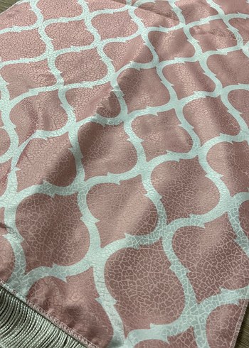 Pembe Bağlama Desenli Konvansiyonel Halı - Görsel 2