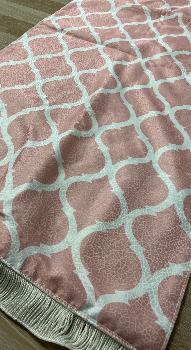 Pembe Bağlama Desenli Konvansiyonel Halı - Görsel 2