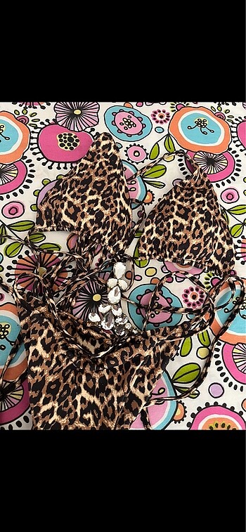 Taşlı leoparlı bikini takım