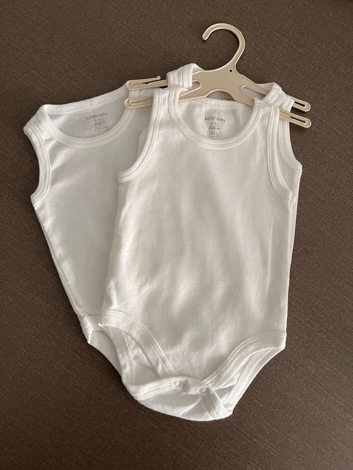 LC Waikiki Beyaz Kolsuz Bebek Çıtçıtlı Body - Görsel 2