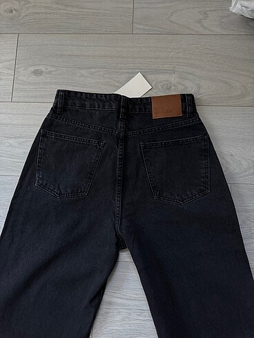 36 Beden siyah Renk Siyah jean
