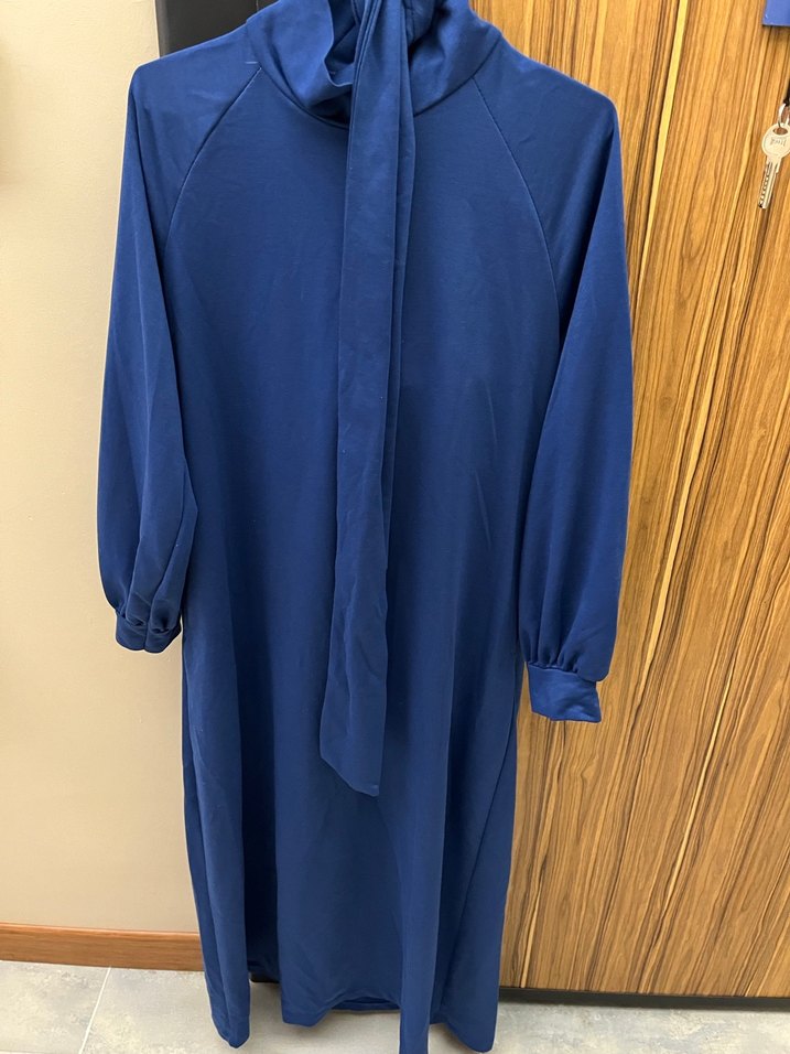 Uzun Kollu Mavi Salaş Uzun Elbise - Görsel 2