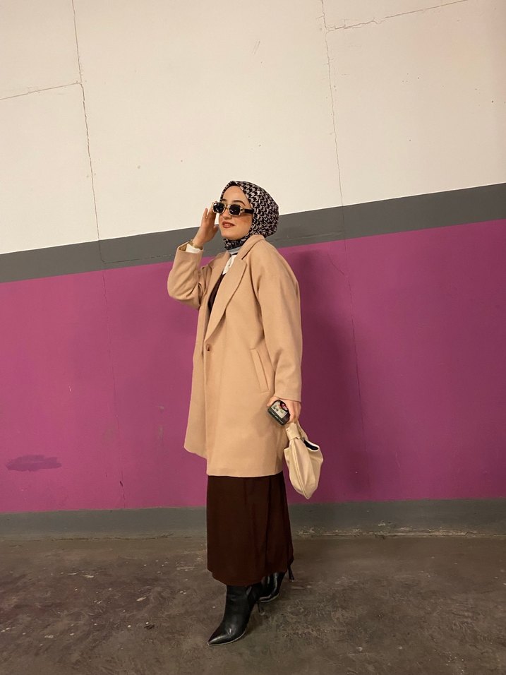 Camel Renk Uzun Kadın Kaban - Görsel 3