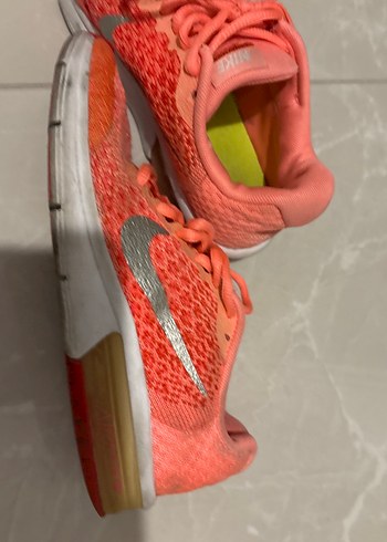 Pembe Bağcıklı Kadın Spor Ayakkabı - Görsel 2