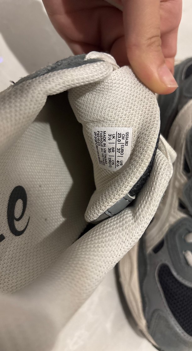 Gri Bağcıklı Kadın Spor Ayakkabı - Görsel 3