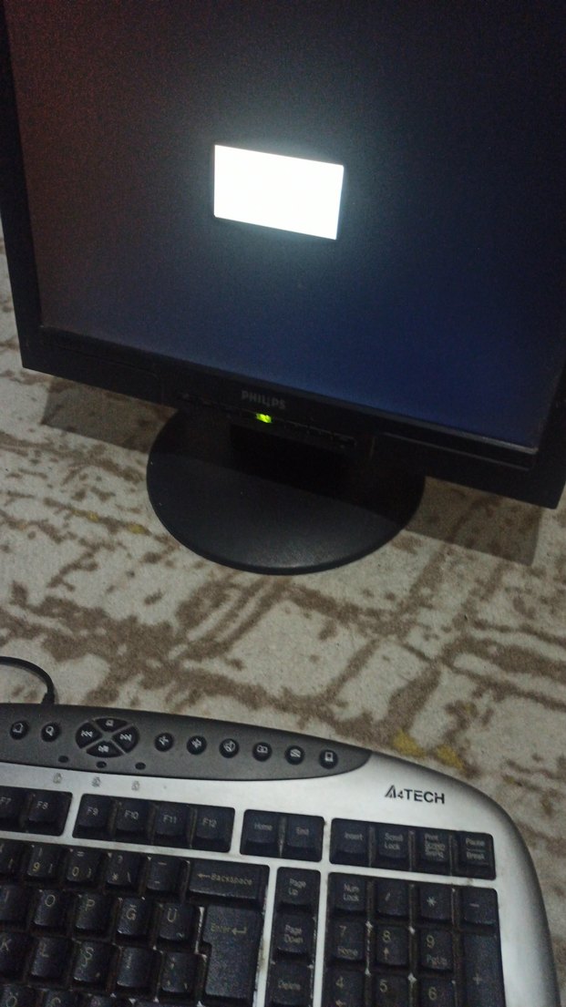 Siyah Bilgisayar Monitörü - Görsel 2