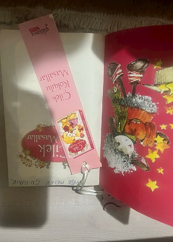 Çilek Kokulu Masallar - Çocuk Kitabı - Görsel 3