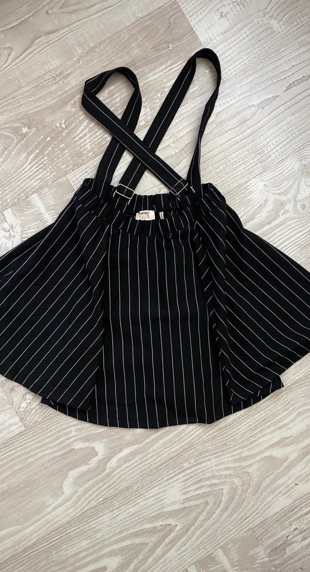 Çizgili Pilili Siyah Etek - Görsel 2