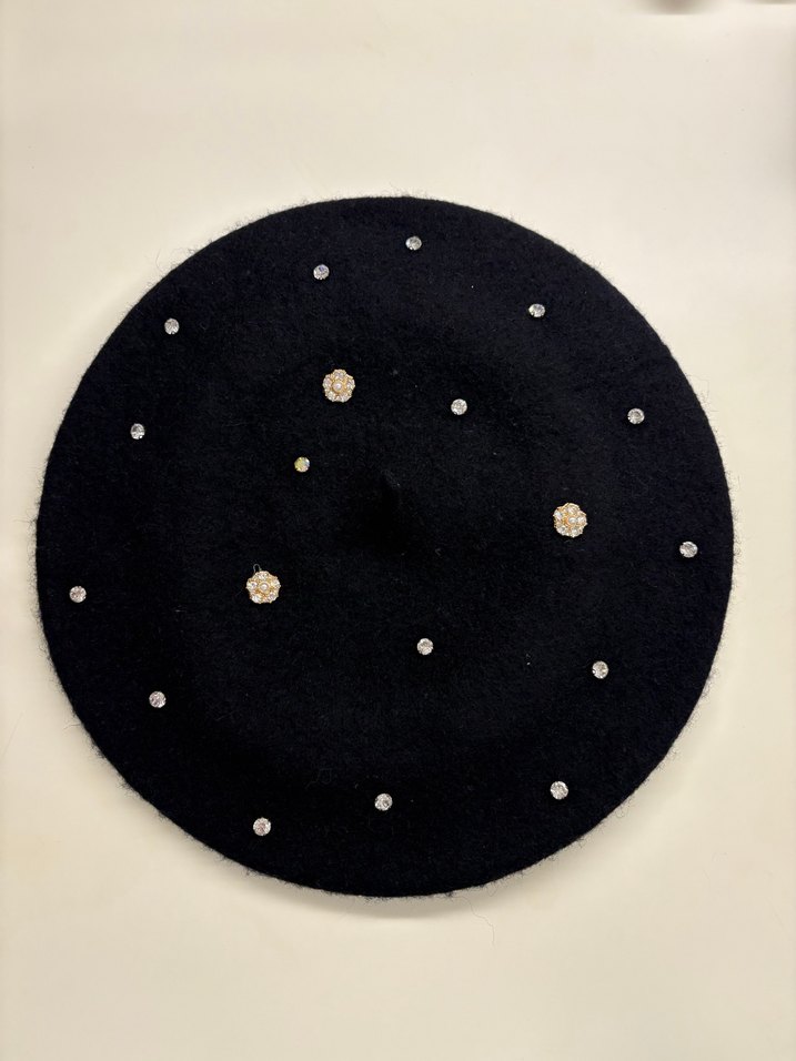 Pul İşlemeli Siyah Yün Bere - Görsel 2