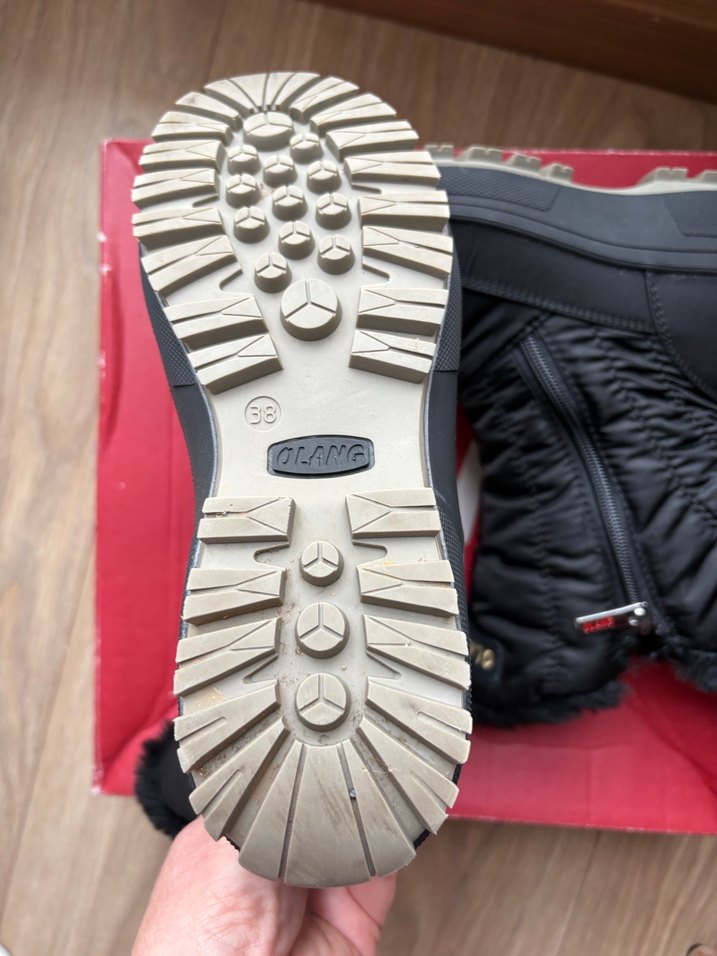 Siyah Kürklü Kadın Dolgu Topuk Bot - Görsel 3