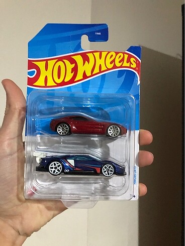 Hot wheels 2li araba