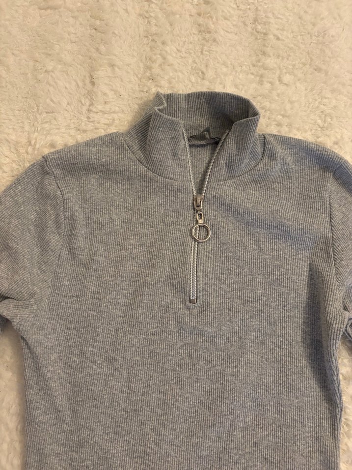 Gri Fermuarlı Kadın Triko - Görsel 2