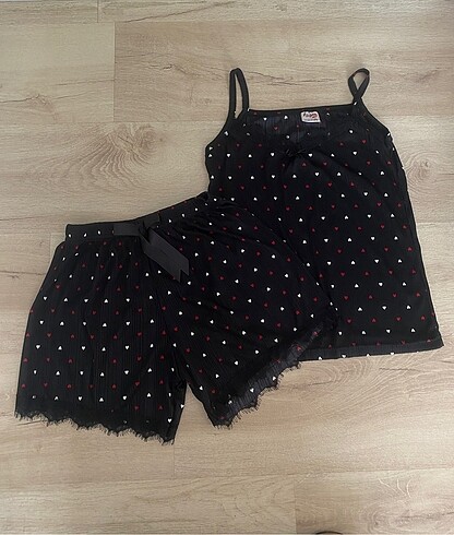 Diğer Kalpli Şortlu İkili Pijama
