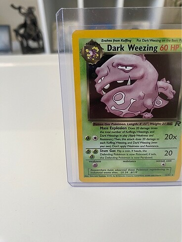 Beden Renk 1999-2000 Dark Weezing Holo Pokemon Kartı