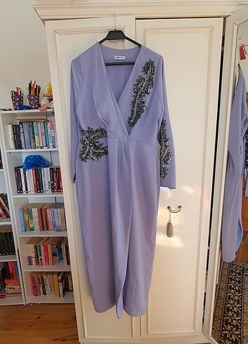 Zara Demet ipek, senna design, h&m, vakko, beymen, invee, ncl, senay