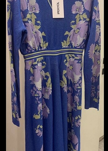 xl Beden mavi Renk Ipekyol çiçekli simli triko elbise zara mango ipekyol adil ışık