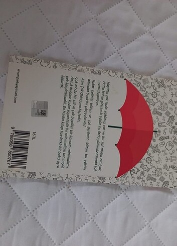 Minimalist Yaşam Aston Sanderson