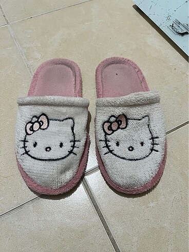 Terlik hello kittyli