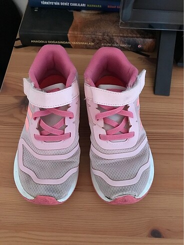 Adidas spor ayakkabı