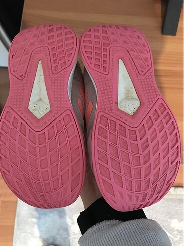 27 Beden pembe Renk Adidas spor ayakkabı