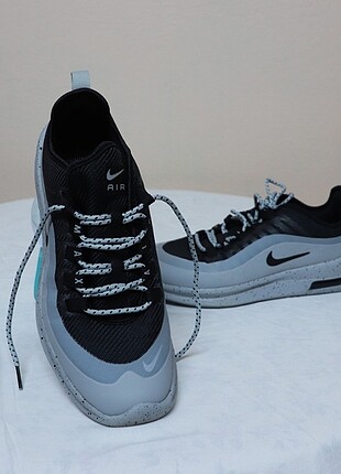 Nike Air spor ayakkabi