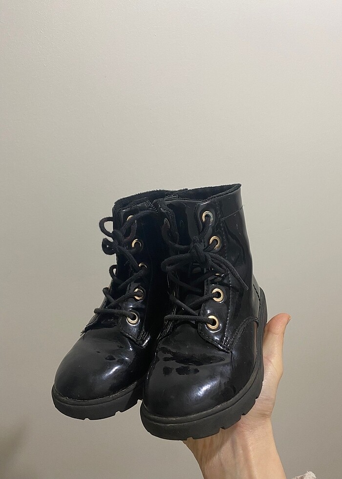 H&M çocuk bot - Görsel 2