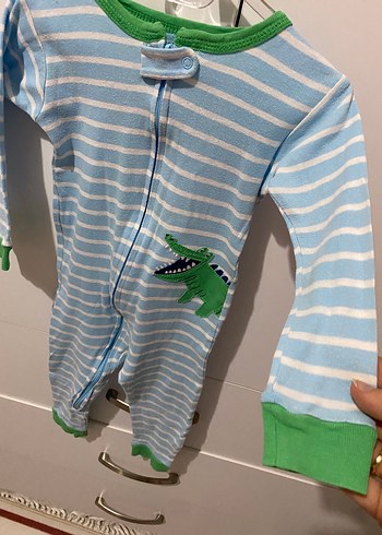 1 Yaş Beden Carters fermuarlı bebek tulumu