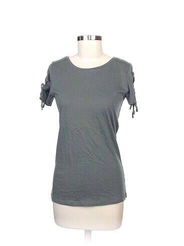 Colin's T-shirt %70 İndirimli.