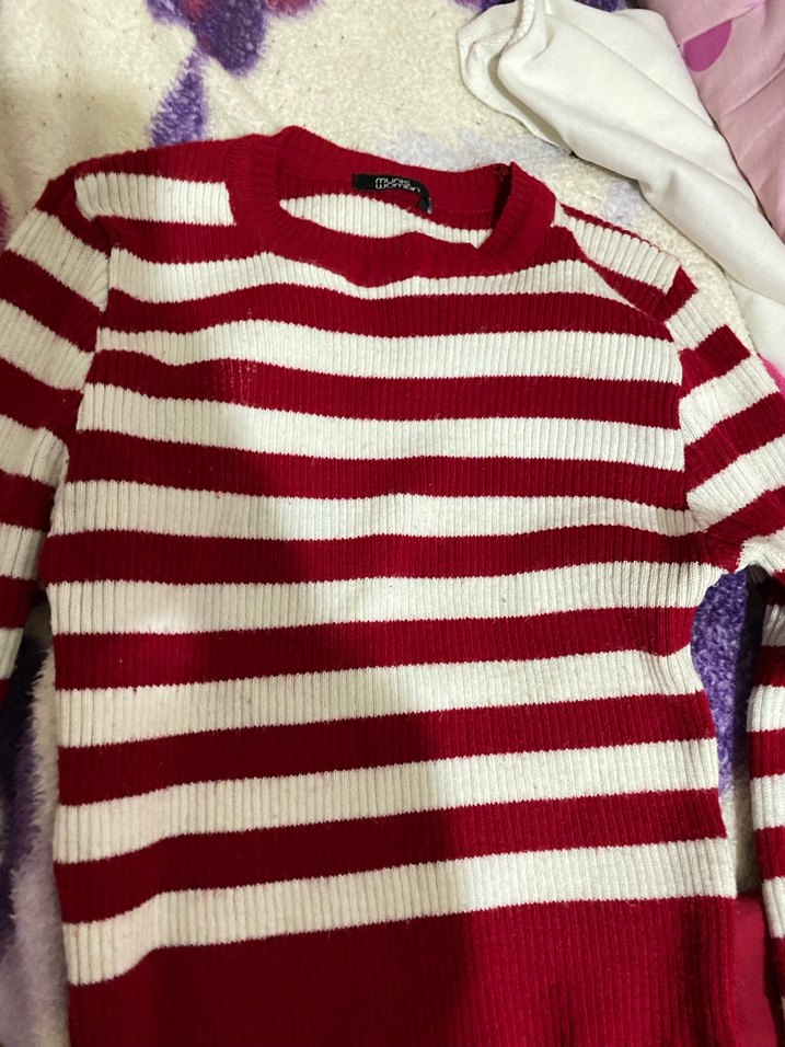 Kırmızı Çizgili Yüksek Yakalı Triko Kazak - Görsel 3