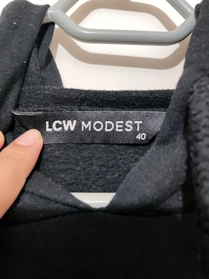 Siyah Kapüşonlu Uzun Kadın elbisesi - Görsel 2