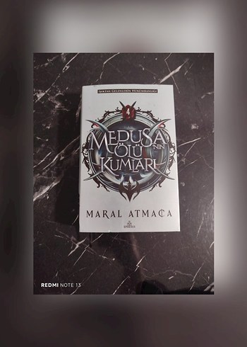 Medusa'nın Gölü'nün Kumları 4 - Maral Atmaca