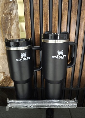 Beden Pipetli Stanley Termos