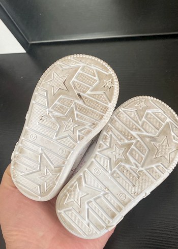 Kız Bebek Beyaz Çiçek Desenli İlk Adım Ayakkabısı - Görsel 3