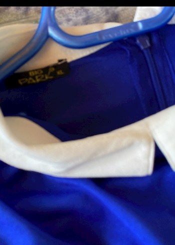 Mavi Yakalı Uzun Kollu Kadın Gömlek - Görsel 4