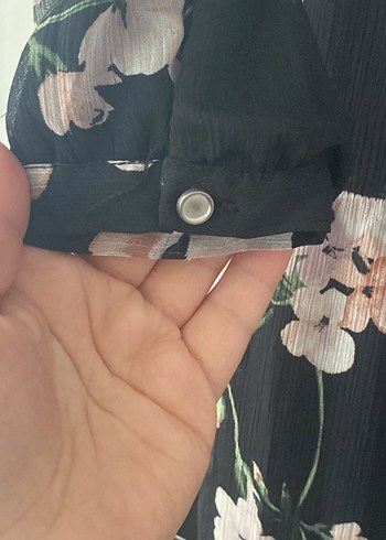 Düğmeli Siyah Çiçekli Uzun Elbise şifon tül - Görsel 3